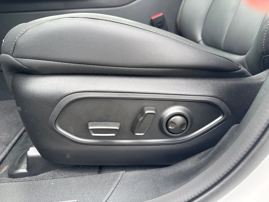 2026 Jeep Cherokee LIMITED in Sussex, New Brunswick - 12 - w1024h768px