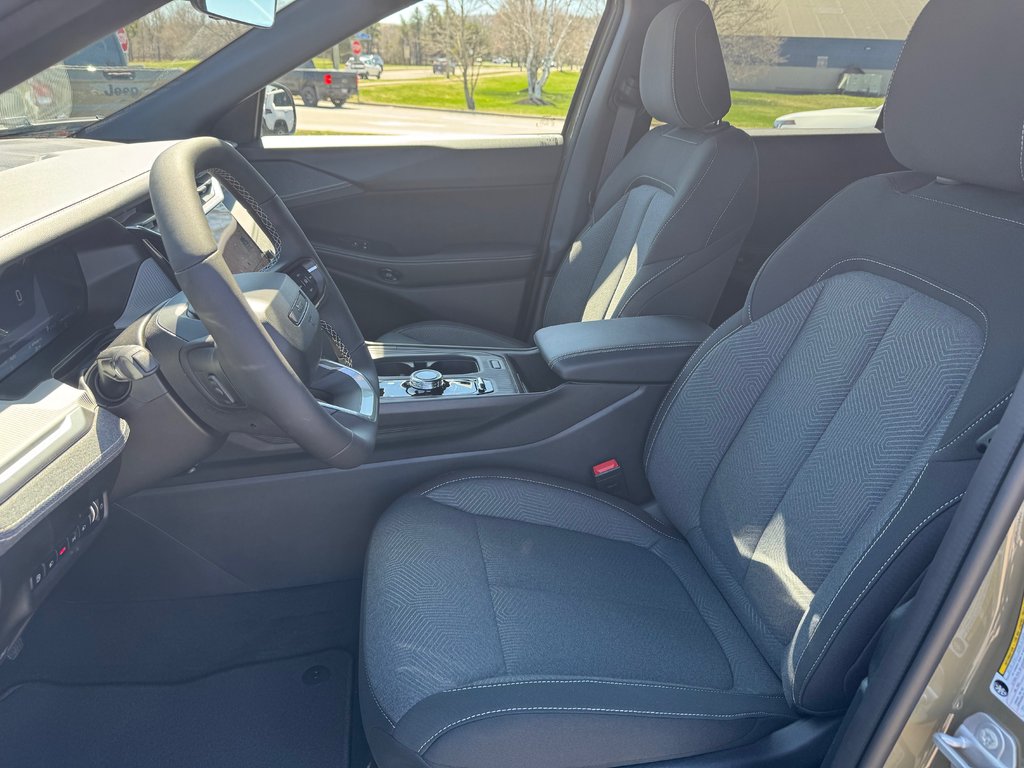 2026 Jeep Cherokee LAREDO in Sussex, New Brunswick - 10 - w1024h768px