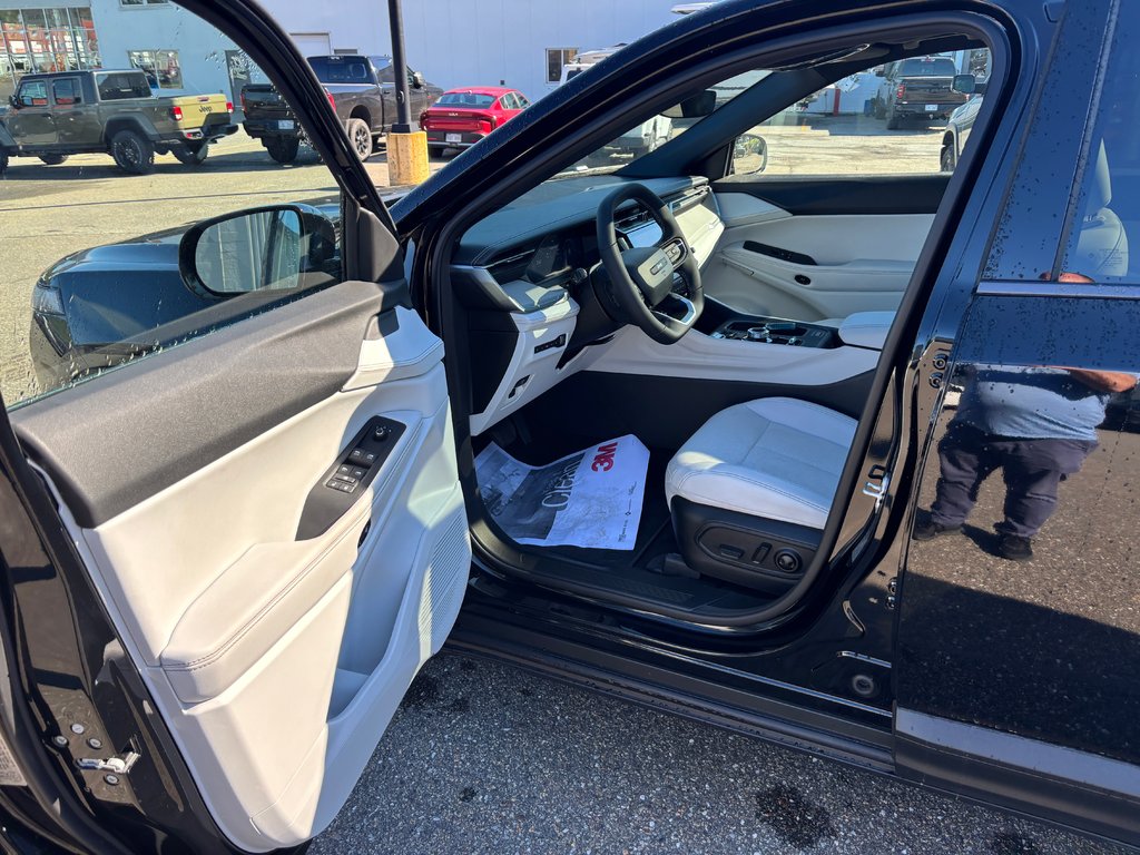 2026 Jeep Cherokee LIMITED in Saint John, New Brunswick - 9 - w1024h768px
