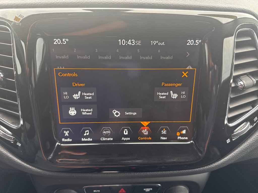 2018 Jeep Compass Limited in Sussex, New Brunswick - 21 - w1024h768px