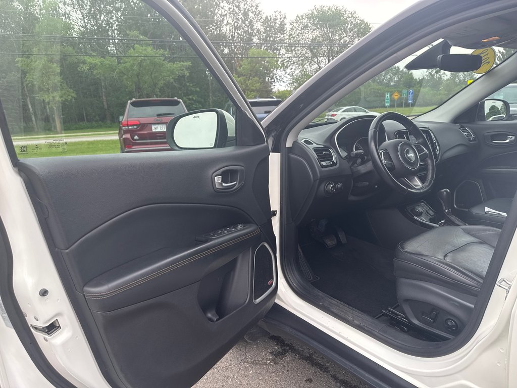 2018 Jeep Compass Limited in Sussex, New Brunswick - 9 - w1024h768px