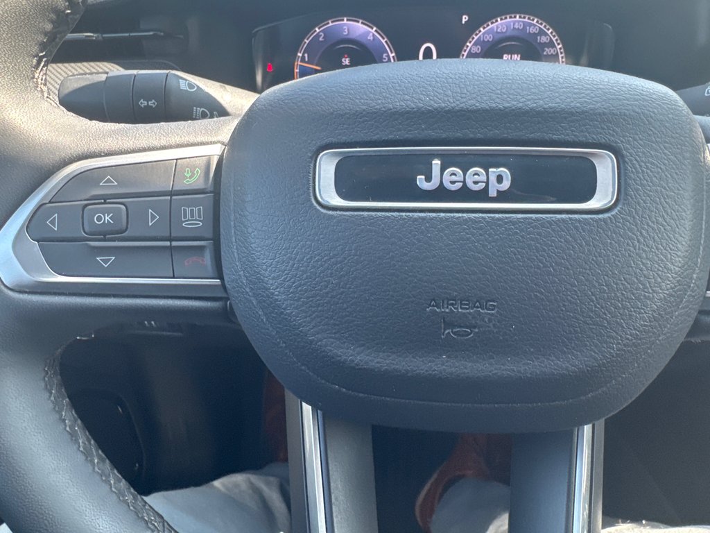 2023 Jeep Compass Altitude in Sussex, New Brunswick - 16 - w1024h768px