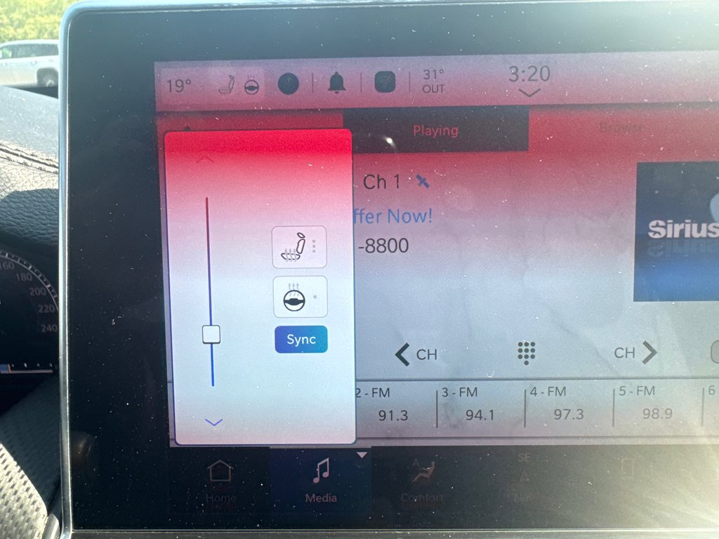 2023 Jeep Compass Altitude in Sussex, New Brunswick - 18 - w1024h768px