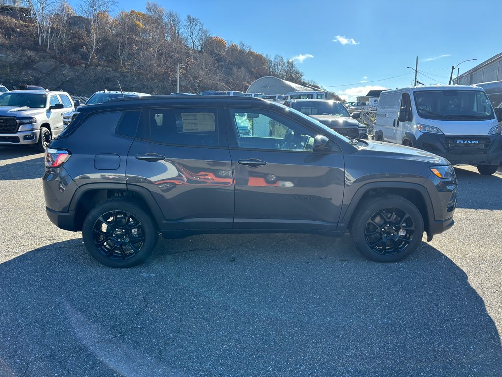 Jeep Compass ALTITUDE 2024 à Saint John, Nouveau-Brunswick - 7 - w1024h768px