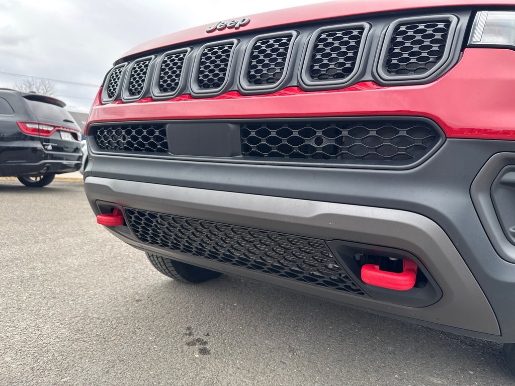 2024 Jeep Compass Trailhawk in Sussex, New Brunswick - 12 - w1024h768px