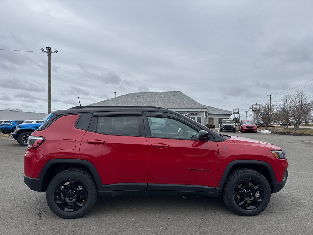 2024 Jeep Compass Trailhawk in Sussex, New Brunswick - 9 - w1024h768px