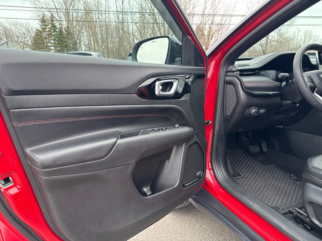 2024 Jeep Compass Trailhawk in Sussex, New Brunswick - 16 - w1024h768px