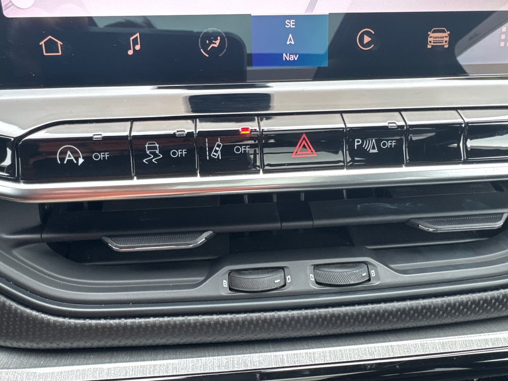 2024 Jeep Compass Trailhawk in Sussex, New Brunswick - 38 - w1024h768px