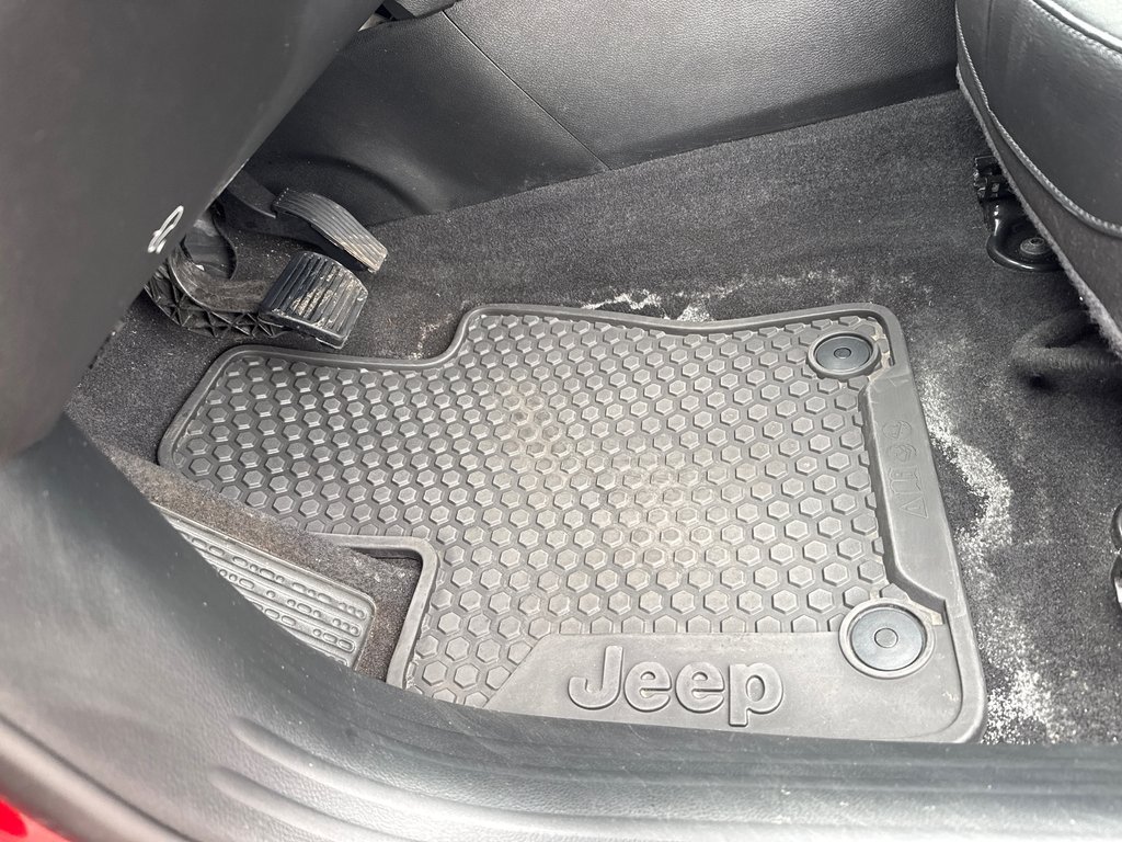 2024 Jeep Compass Trailhawk in Sussex, New Brunswick - 18 - w1024h768px