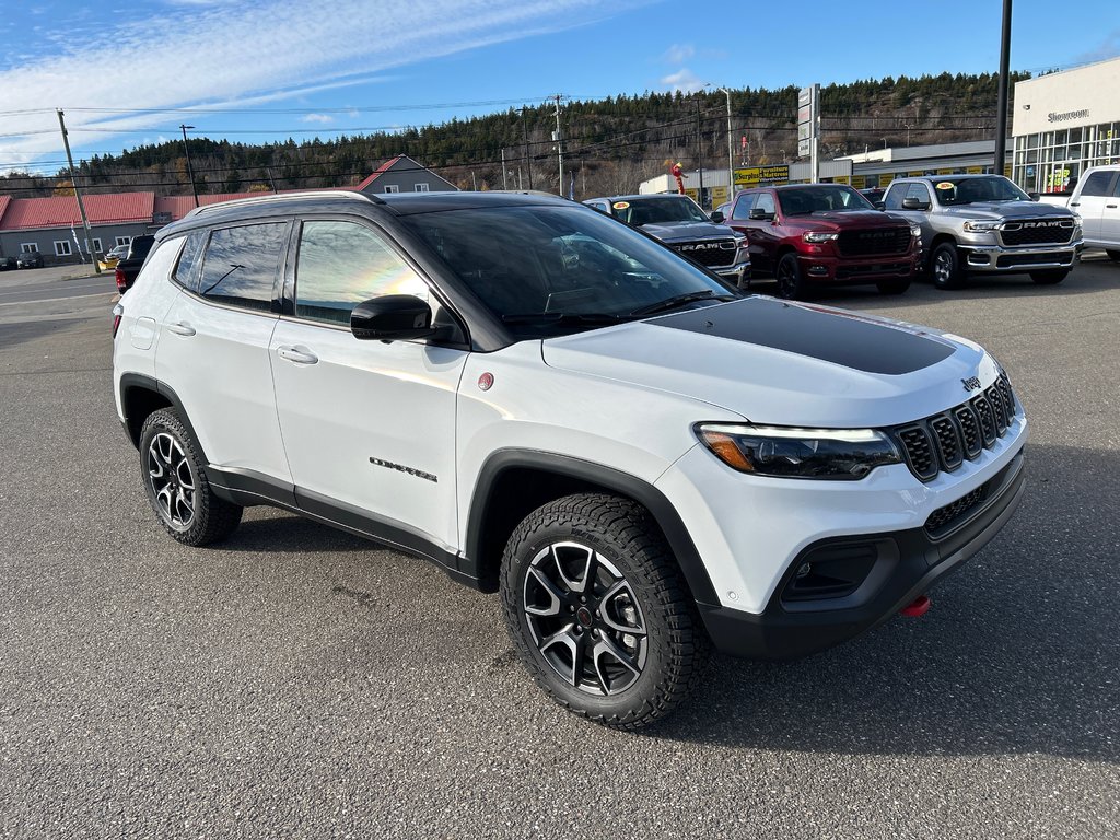 Compass TRAILHAWK ELITE 2025 à Saint John, Nouveau-Brunswick - 2 - w1024h768px