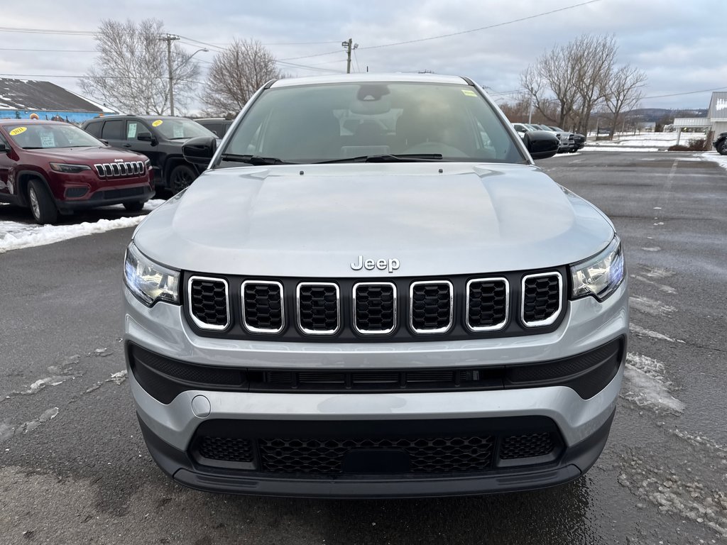 2025 Jeep Compass SPORT in Sussex, New Brunswick - 8 - w1024h768px