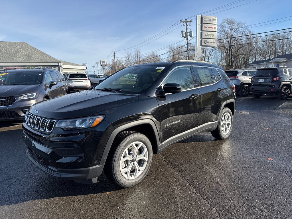 2025 Jeep Compass NORTH in Sussex, New Brunswick - 1 - w1024h768px