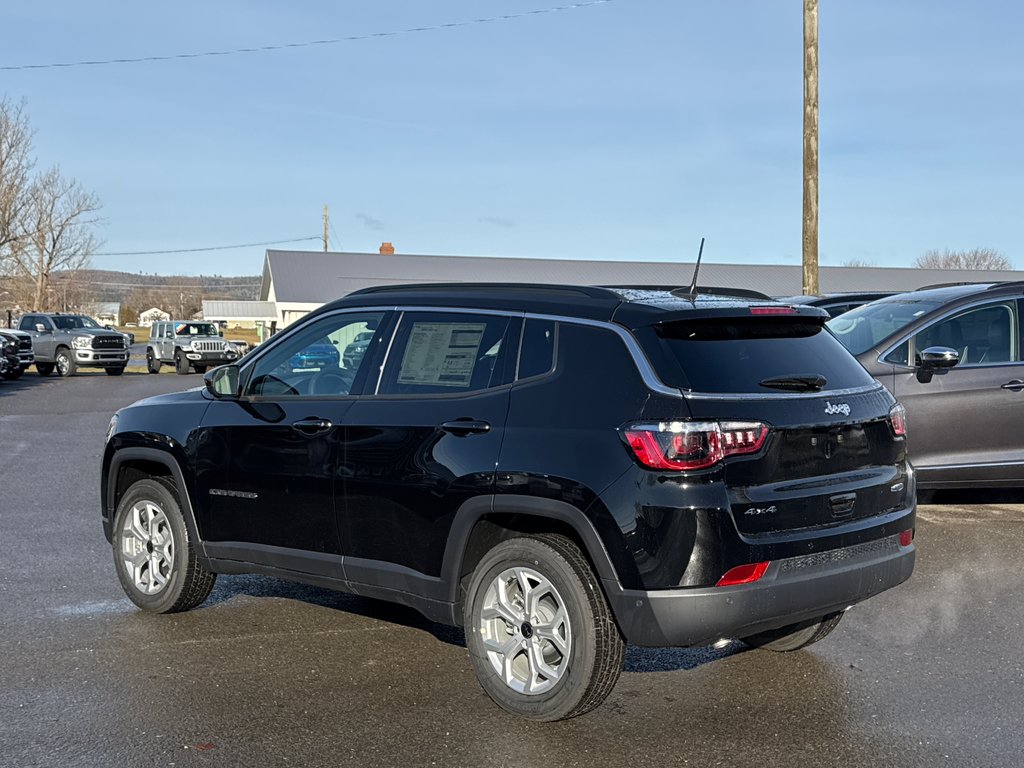 2025 Jeep Compass NORTH in Sussex, New Brunswick - 3 - w1024h768px