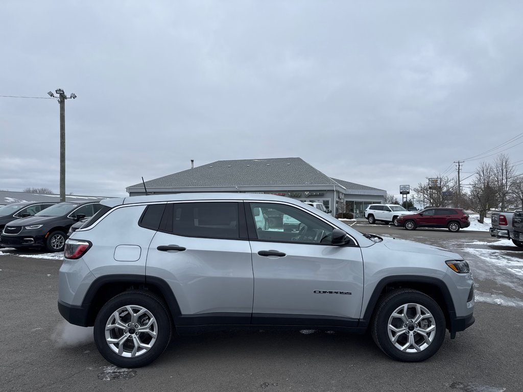 2025 Jeep Compass SPORT in Sussex, New Brunswick - 6 - w1024h768px