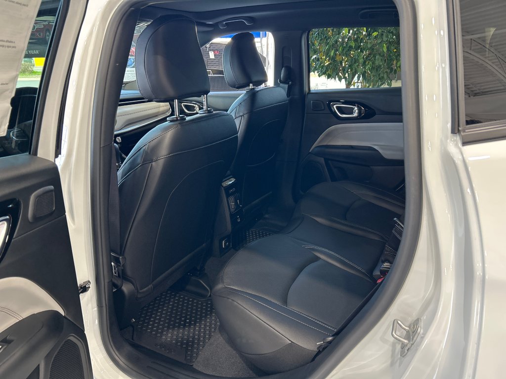 2025 Jeep Compass LIMITED in Saint John, New Brunswick - 10 - w1024h768px