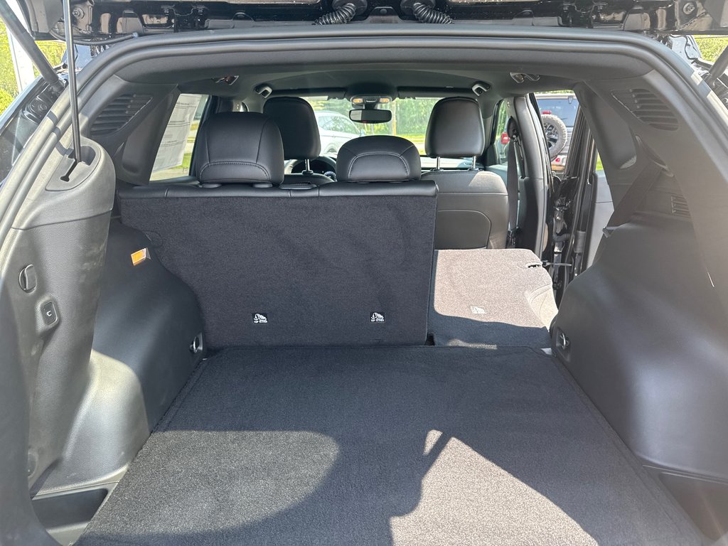 2025 Jeep Compass NORTH in Sussex, New Brunswick - 32 - w1024h768px