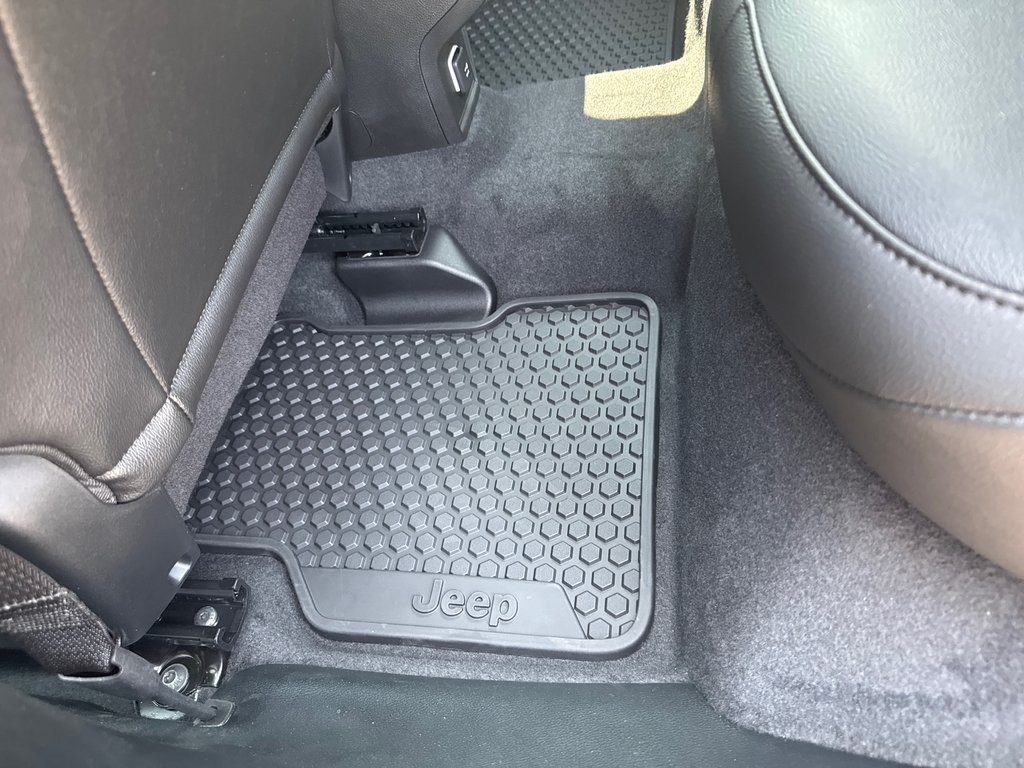 2025 Jeep Compass NORTH in Sussex, New Brunswick - 30 - w1024h768px