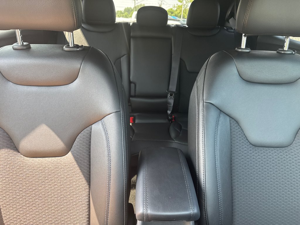 2025 Jeep Compass NORTH in Sussex, New Brunswick - 27 - w1024h768px