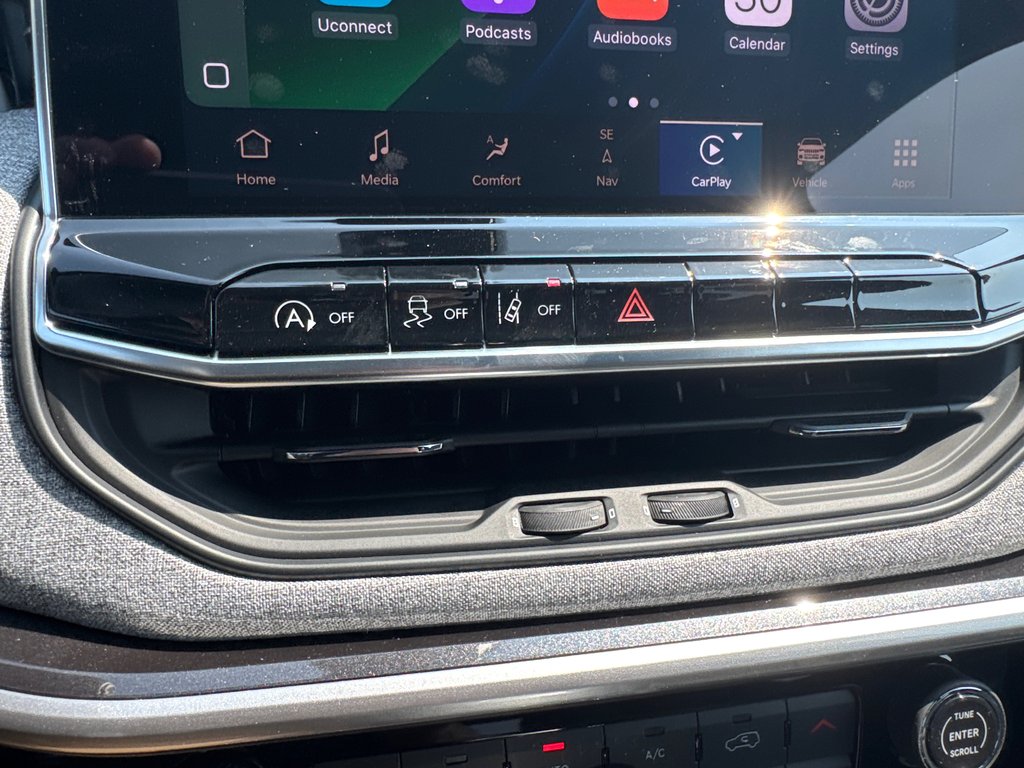 2025 Jeep Compass NORTH in Sussex, New Brunswick - 21 - w1024h768px