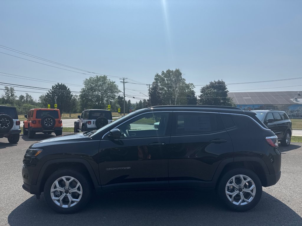 2025 Jeep Compass NORTH in Sussex, New Brunswick - 2 - w1024h768px
