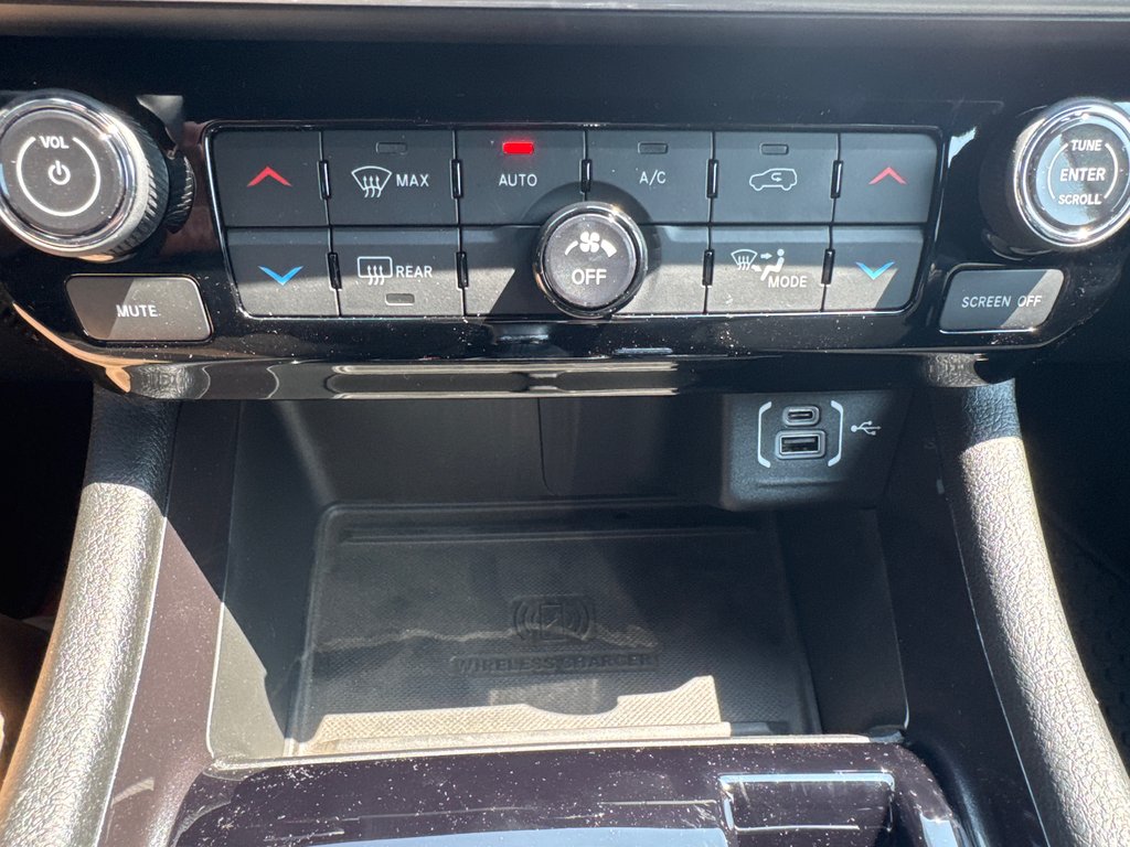 2025 Jeep Compass NORTH in Sussex, New Brunswick - 22 - w1024h768px