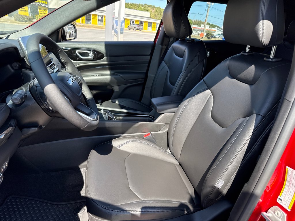 2025 Jeep COMPASS ALTITUDE in Saint John, New Brunswick - 5 - w1024h768px