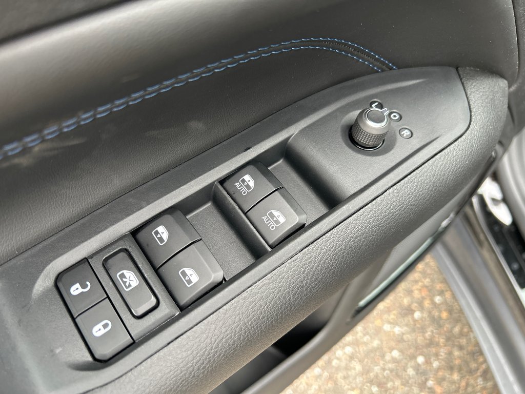 2025 Jeep Compass ALTITUDE in Saint John, New Brunswick - 10 - w1024h768px