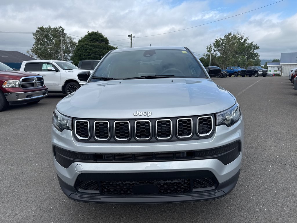 2025 Jeep Compass SPORT in Sussex, New Brunswick - 8 - w1024h768px