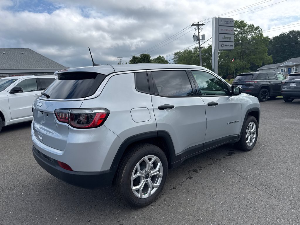 2025 Jeep Compass SPORT in Sussex, New Brunswick - 5 - w1024h768px