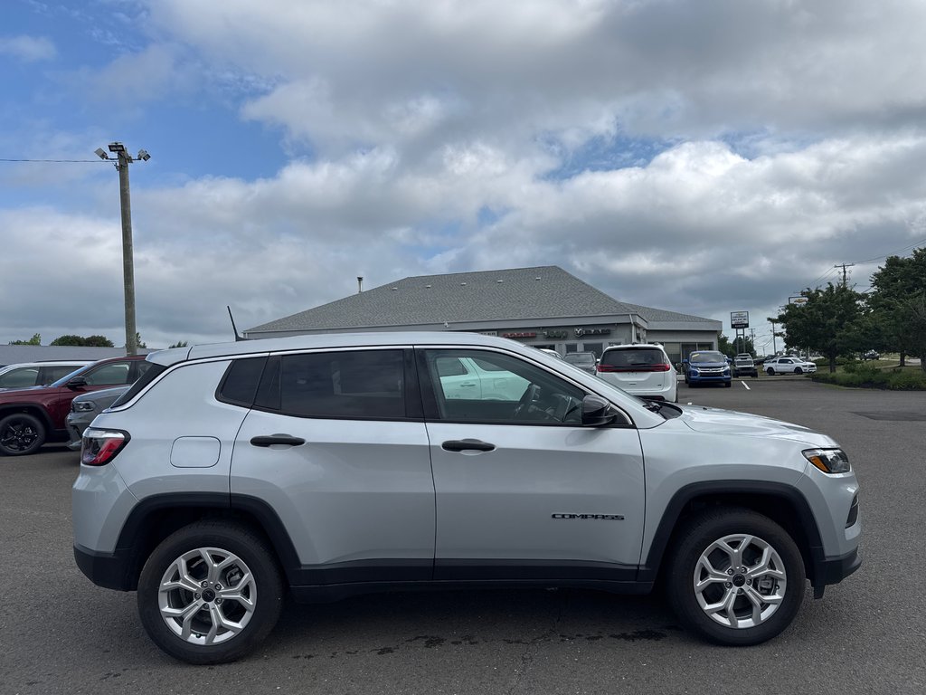 2025 Jeep Compass SPORT in Sussex, New Brunswick - 6 - w1024h768px