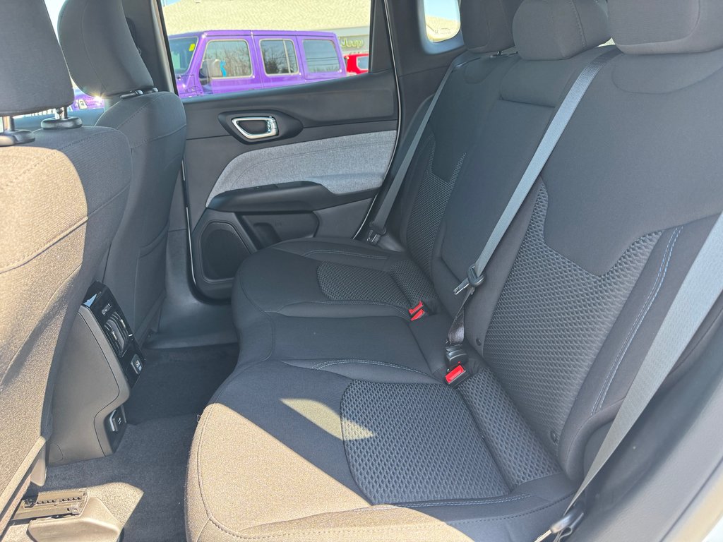 Jeep Compass SPORT 2026 à Sussex, Nouveau-Brunswick - 23 - w1024h768px