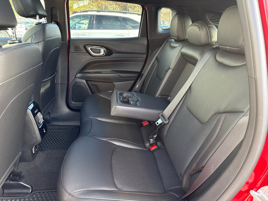 2026 Jeep Compass TRAILHAWK in Saint John, New Brunswick - 7 - w1024h768px