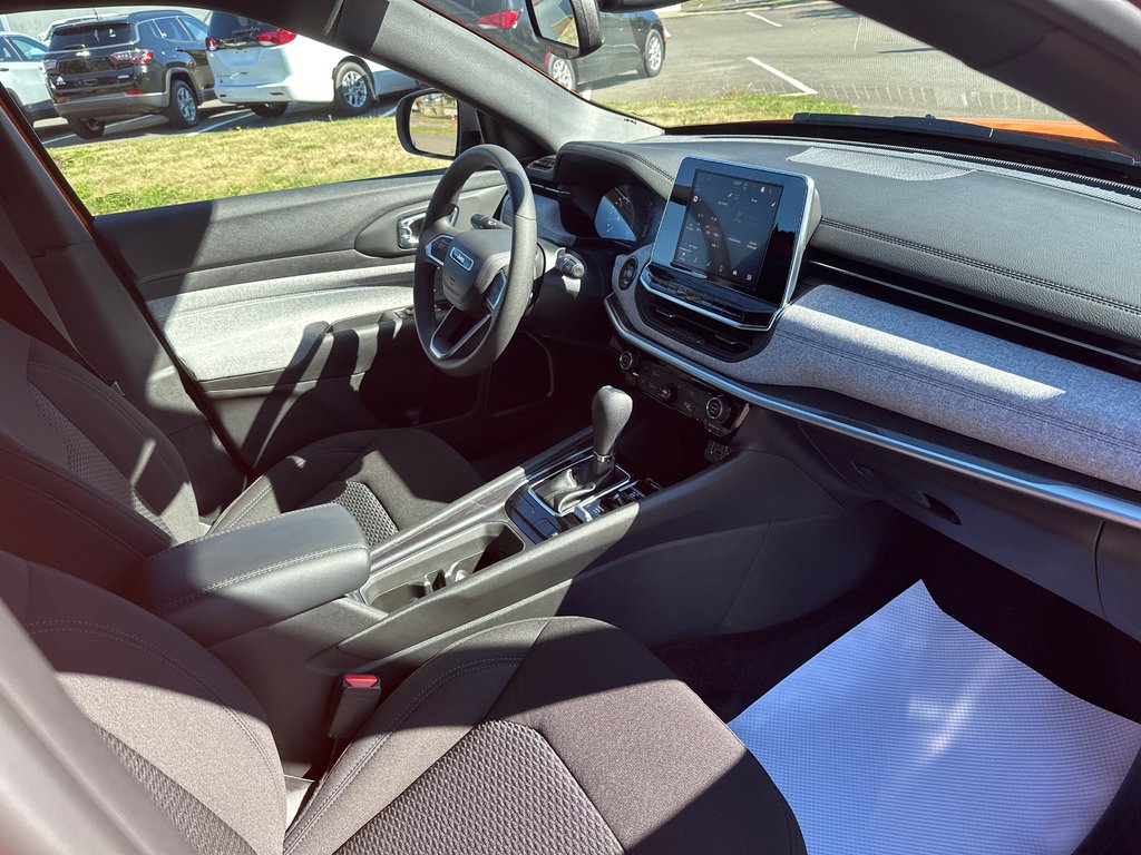 2026 Jeep Compass SPORT in Sussex, New Brunswick - 11 - w1024h768px