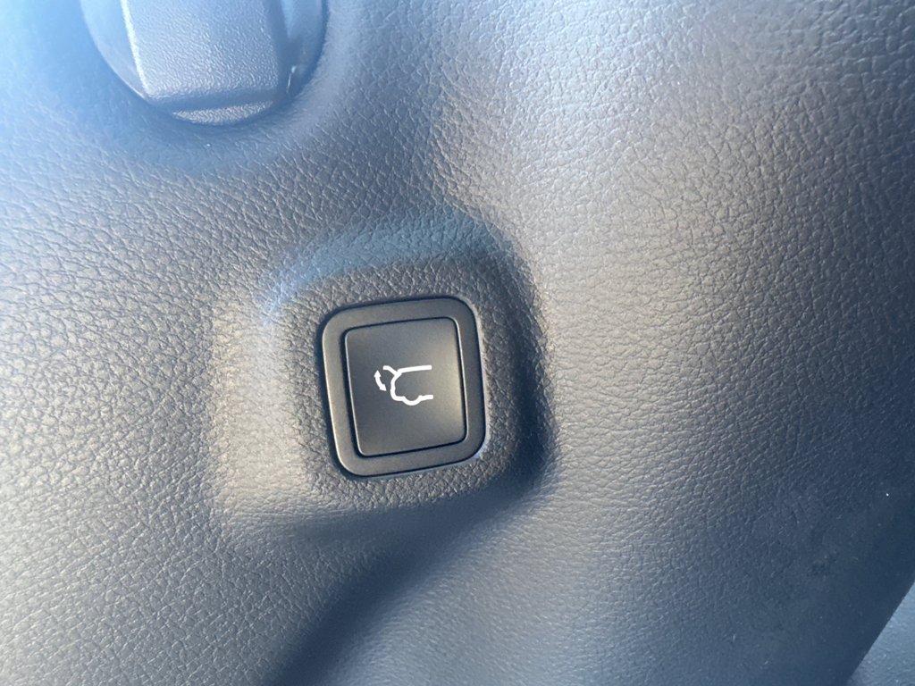2026 Jeep Compass NORTH in Sussex, New Brunswick - 32 - w1024h768px