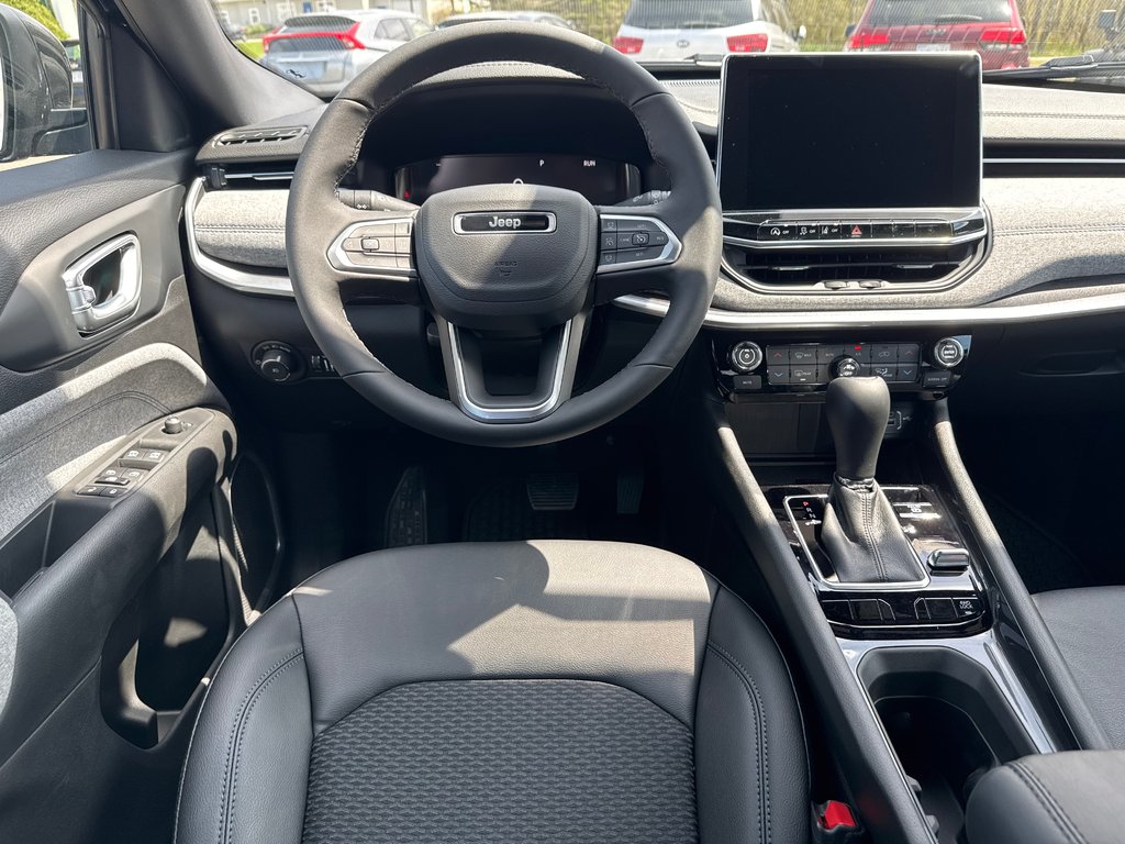 2026 Jeep Compass NORTH in Sussex, New Brunswick - 15 - w1024h768px