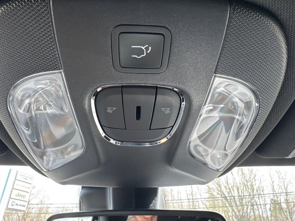 2026 Jeep Compass NORTH in Sussex, New Brunswick - 19 - w1024h768px