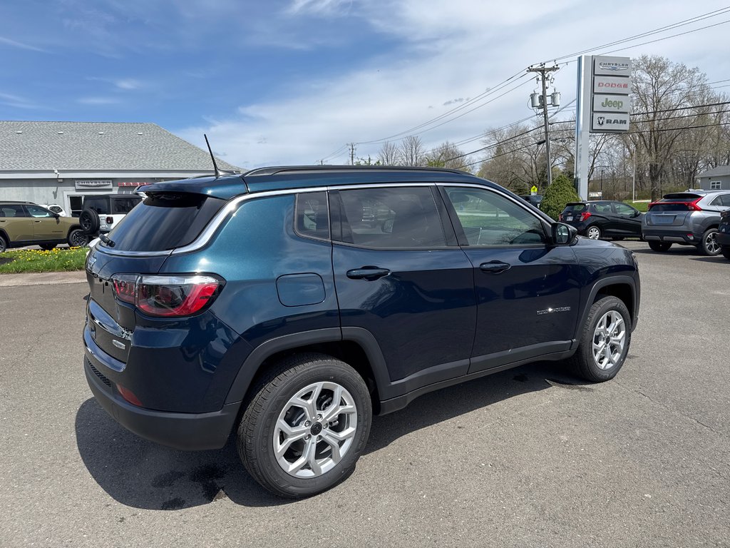 2026 Jeep Compass NORTH in Sussex, New Brunswick - 6 - w1024h768px