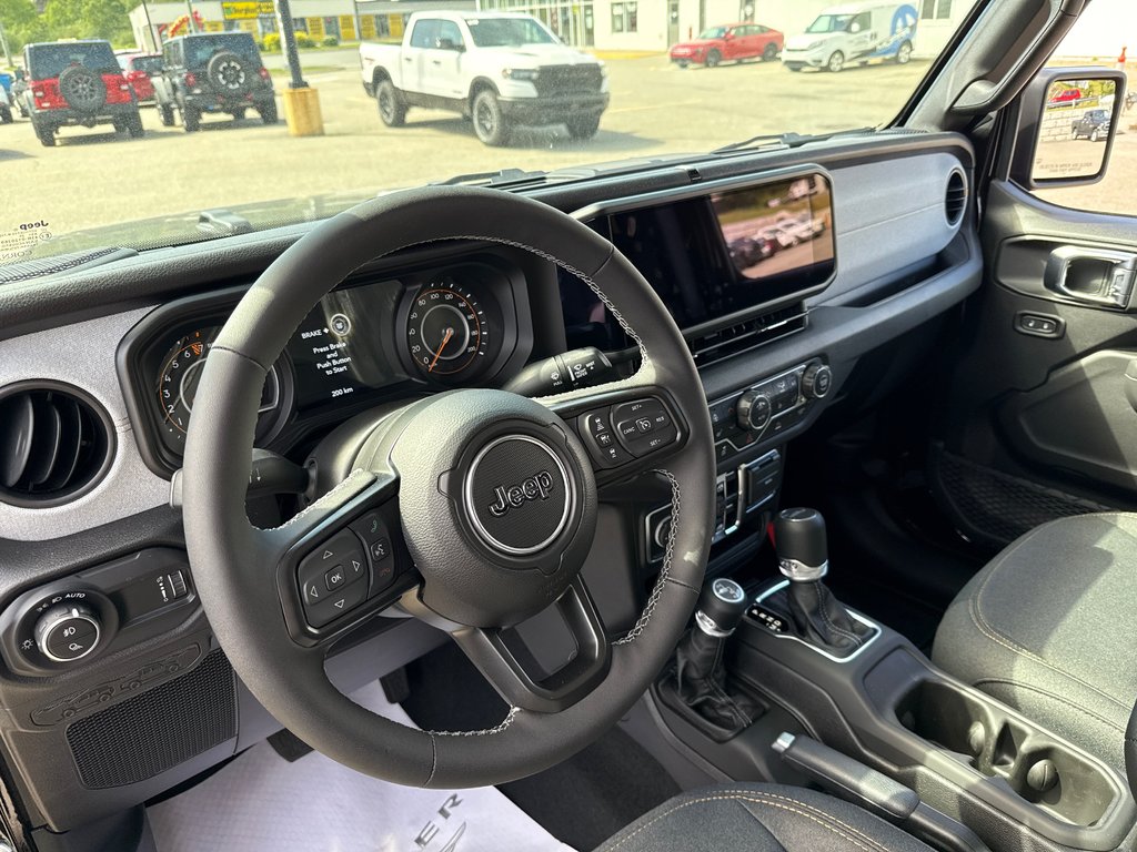 2025 Jeep Gladiator SPORT S in Saint John, New Brunswick - 7 - w1024h768px