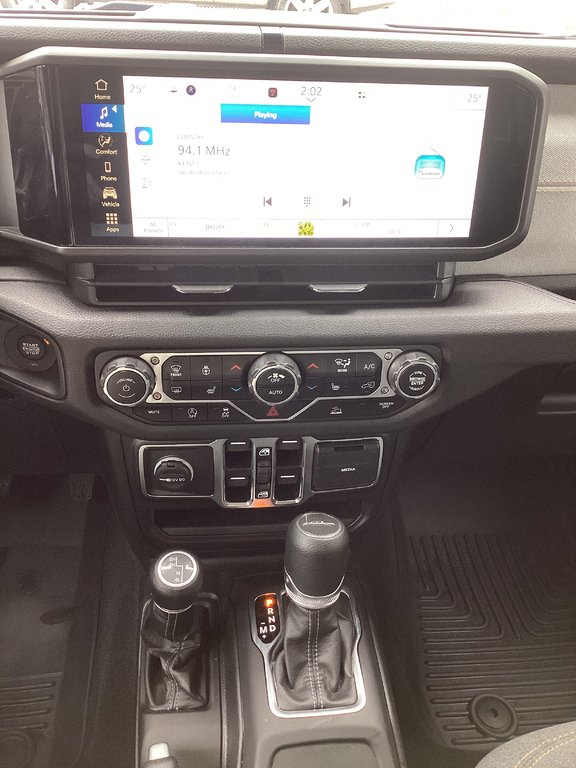 2025 Jeep GLADIATOR SPORT S in Saint John, New Brunswick - 13 - w1024h768px