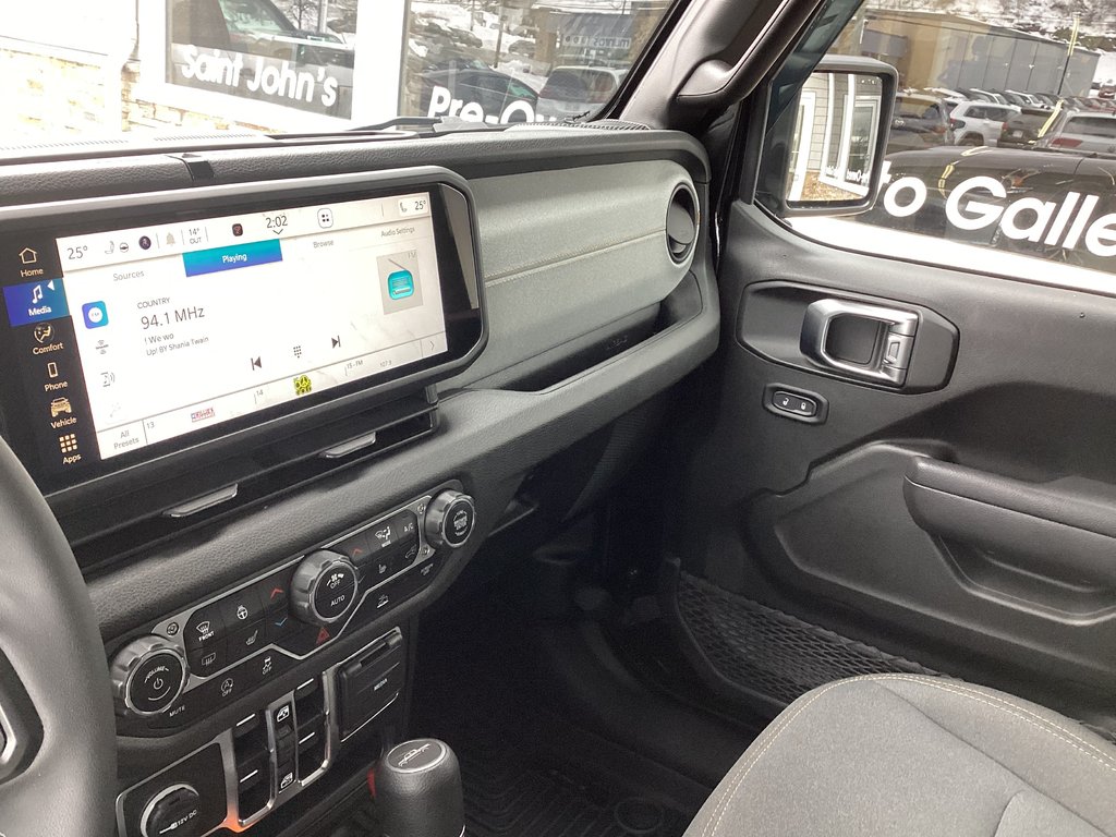 2025 Jeep GLADIATOR SPORT S in Saint John, New Brunswick - 14 - w1024h768px