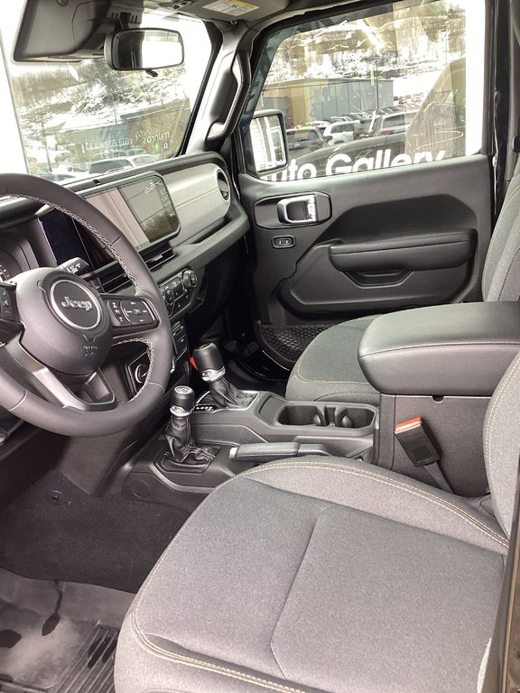 2025 Jeep GLADIATOR SPORT S in Saint John, New Brunswick - 11 - w1024h768px