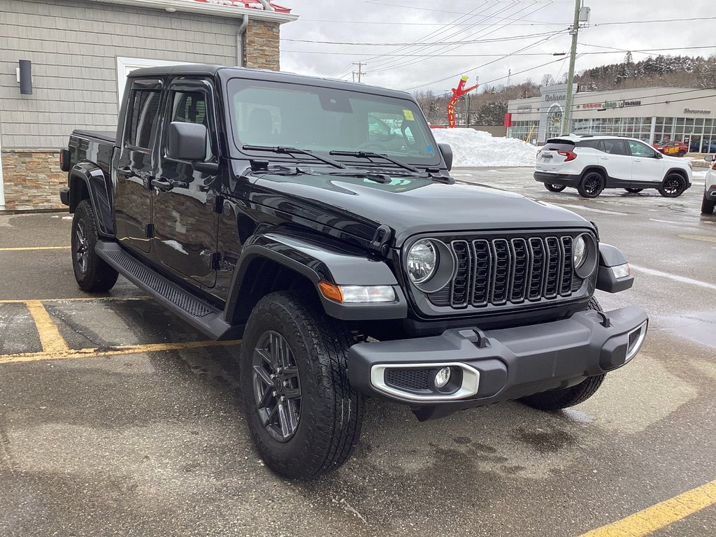 2025 Jeep GLADIATOR SPORT S in Saint John, New Brunswick - 5 - w1024h768px