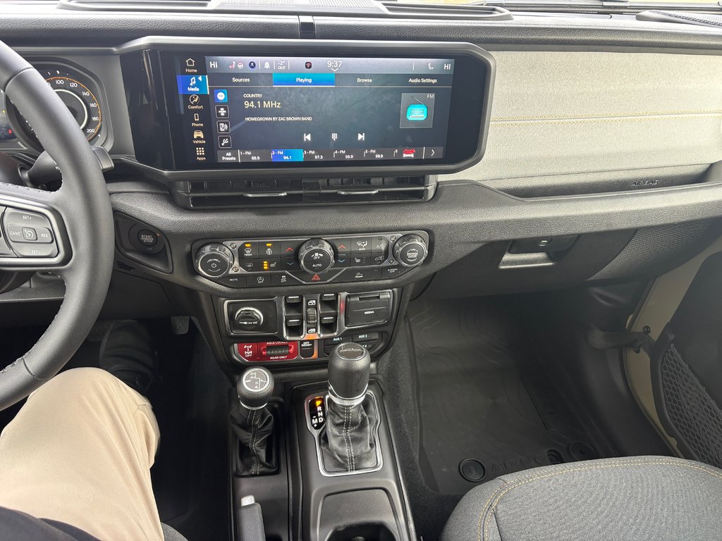 2026 Jeep Gladiator WILLYS in Saint John, New Brunswick - 14 - w1024h768px