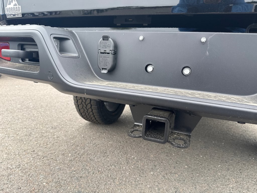 2026 Jeep Gladiator NIGHTHAWK in Sussex, New Brunswick - 5 - w1024h768px