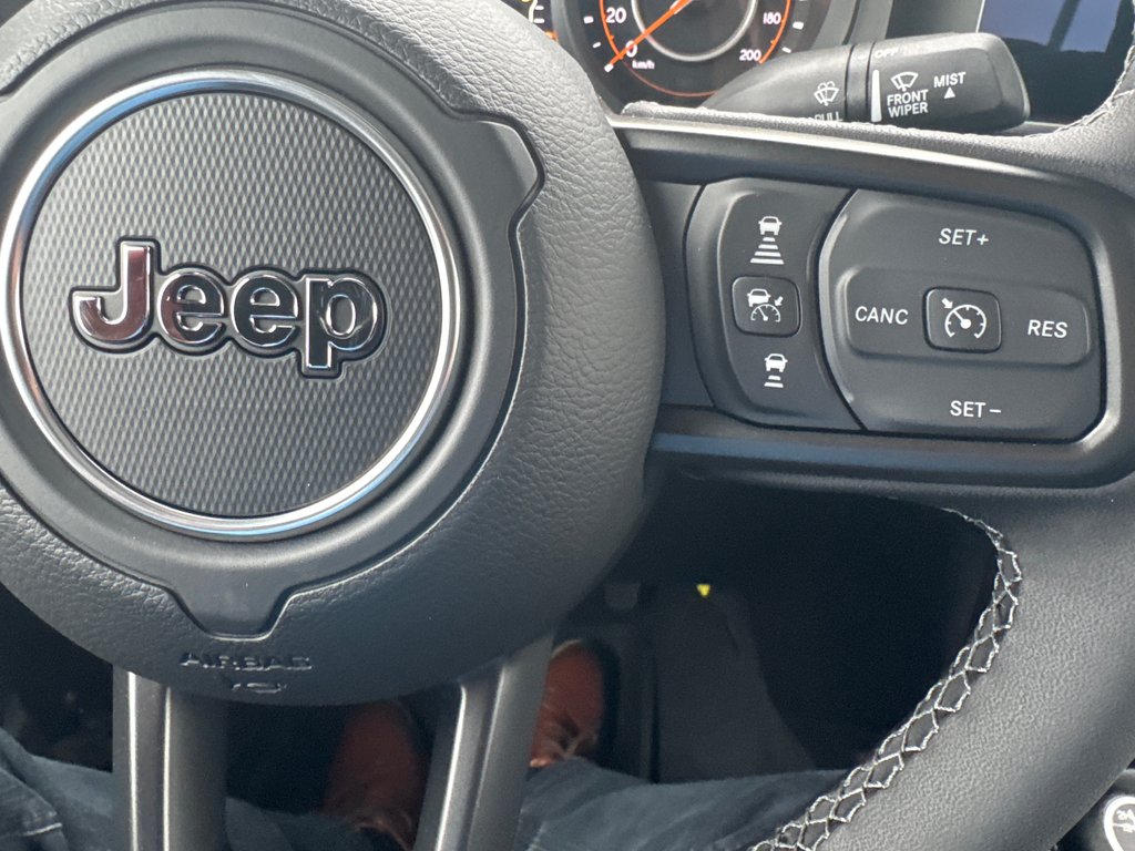 2026 Jeep Gladiator NIGHTHAWK in Sussex, New Brunswick - 17 - w1024h768px