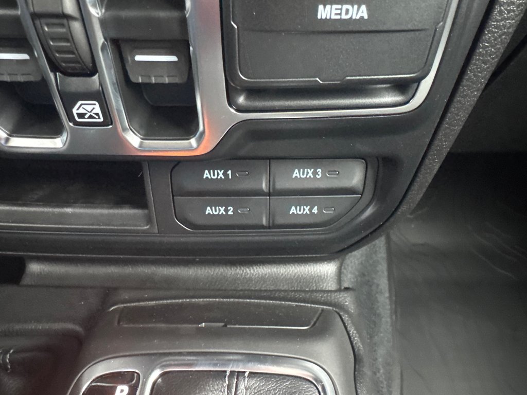 2026 Jeep Gladiator NIGHTHAWK in Sussex, New Brunswick - 31 - w1024h768px