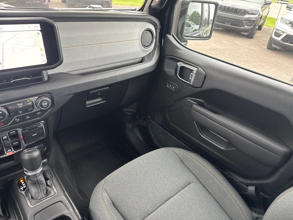 2026 Jeep Gladiator NIGHTHAWK in Sussex, New Brunswick - 32 - w1024h768px