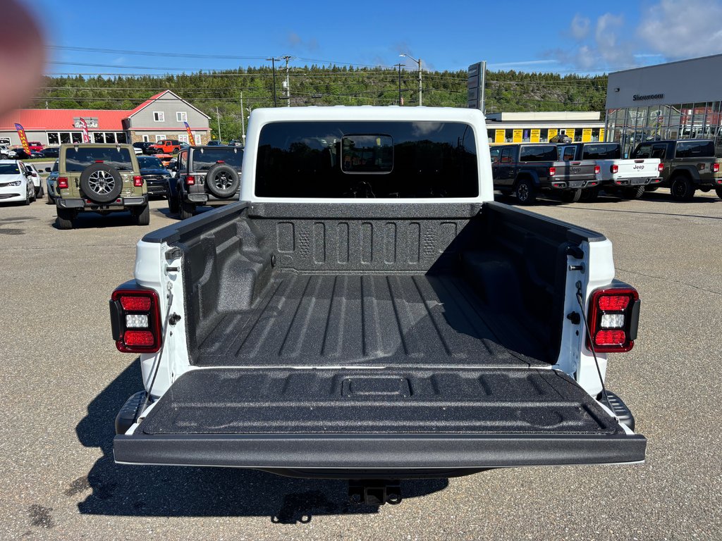 2026 Jeep Gladiator RUBICON X in Saint John, New Brunswick - 9 - w1024h768px