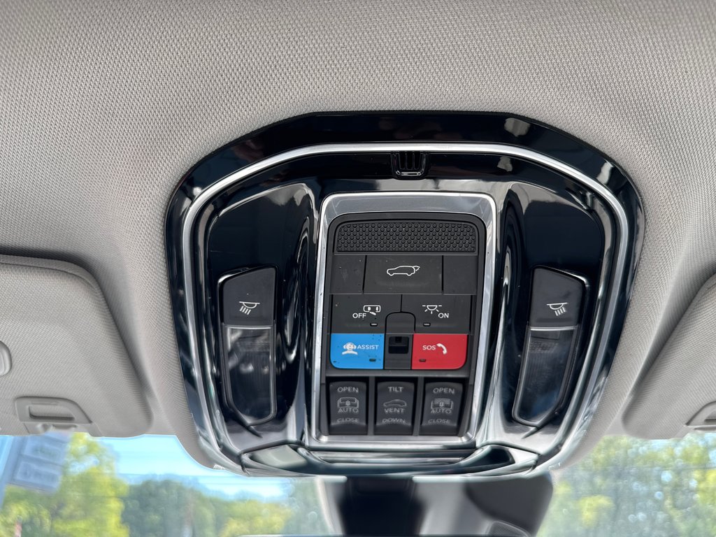2022 Jeep Grand Cherokee L Overland in Sussex, New Brunswick - 30 - w1024h768px