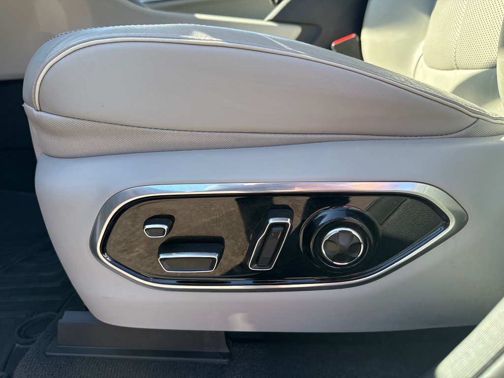 2022 Jeep Grand Cherokee L Overland in Sussex, New Brunswick - 17 - w1024h768px